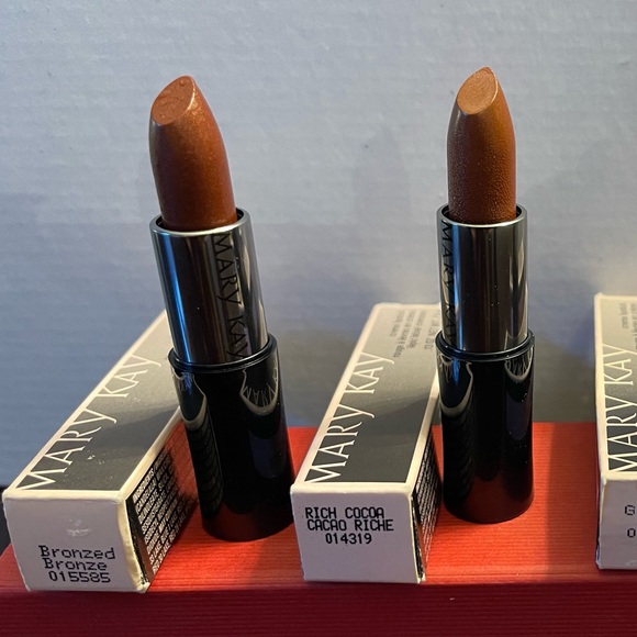 Mary Kay Discontinued Cream Lipstick - Picture 6 of 9